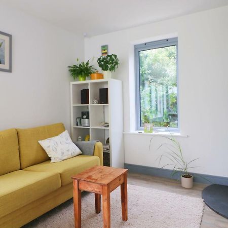 Modern Holiday Home Central St Merryn Bagian luar foto