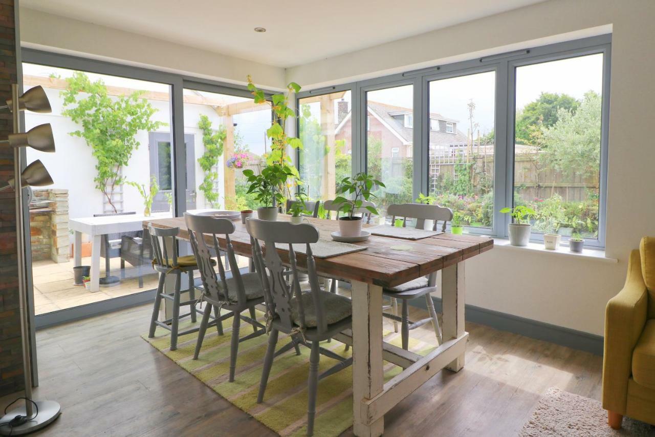 Modern Holiday Home Central St Merryn Bagian luar foto