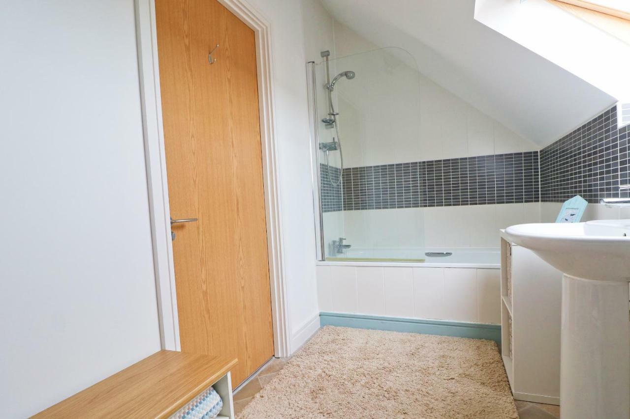 Modern Holiday Home Central St Merryn Bagian luar foto